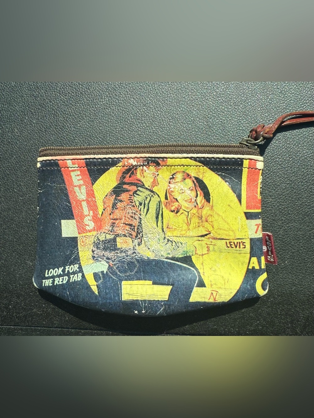 Levi’s Genuine Leather Red Tab Graphic Zip Wristlet / Coin Wallet